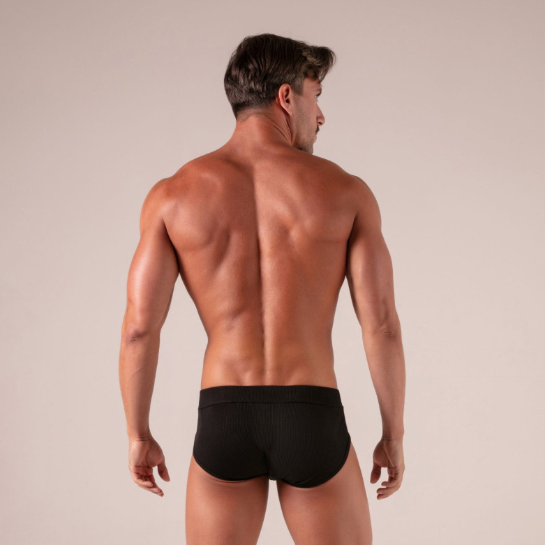 laced brief
